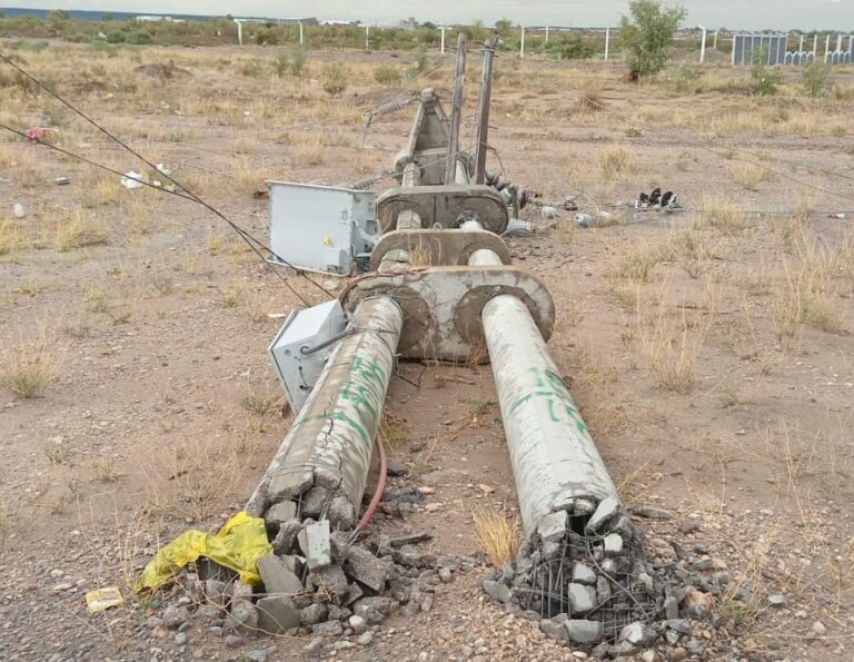 Ráfagas de viento dejaron sin luz a San Antonio Oeste y provocaron voladuras de techos