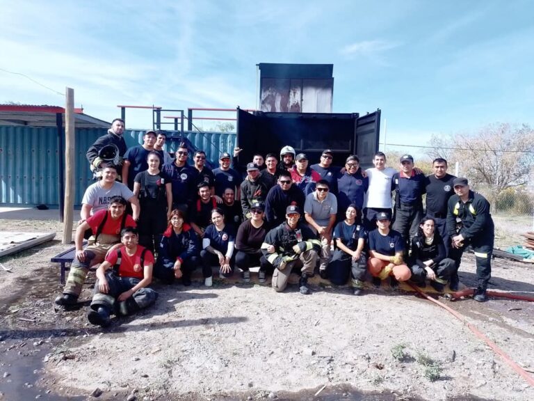 Bomberos realizaron intensa capacitación Nivel 1 en Incendios Estructurales