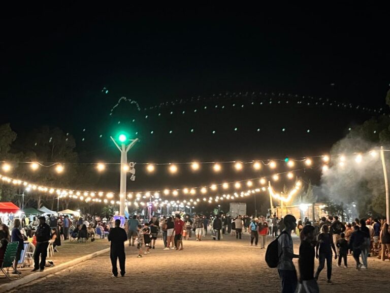 Ferias en Los Tamariscos: un impulso a la economía popular y al encuentro comunitario Ferias en Los Tamariscos: un impulso a la economía popular y al encuentro comunitario