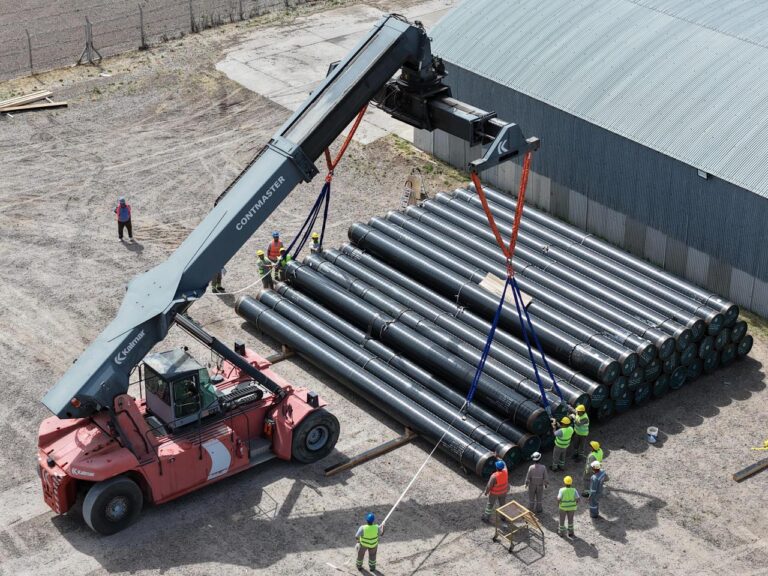 Dos buques, más empleo y un puerto clave: el salto del GNL en Río Negro Dos buques, más empleo y un puerto clave: el salto del GNL en Río Negro