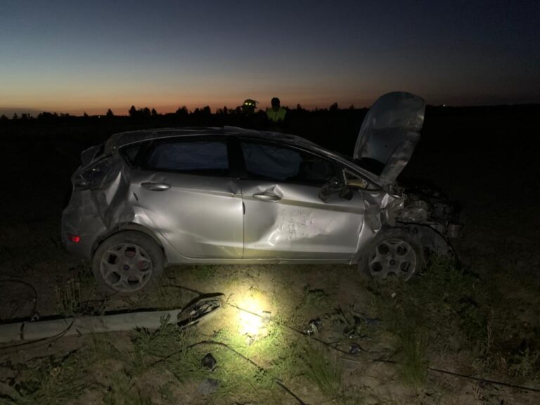 Vuelco en la Ruta Provincial 2: dos vecinos de San Antonio Oeste resultaron con lesiones leves