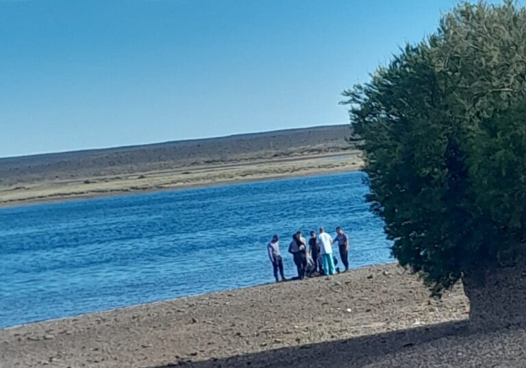 Rescate en Los Tamariscos: policías reanimaron a un estudiante misionero Rescate en Los Tamariscos: policías reanimaron a un estudiante misionero