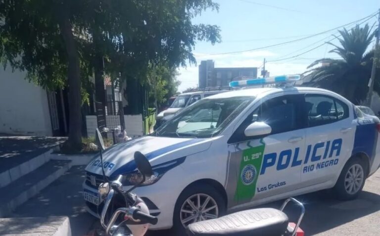 Las Grutas: dos detenidos tras intento de robo en el barrio Peumayén y un policía lesionado Las Grutas: dos detenidos tras intento de robo en el barrio Peumayén y un policía lesionado